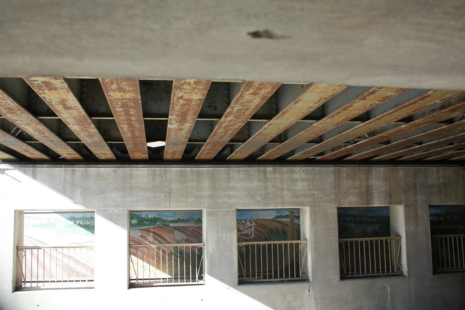 Underneath main span